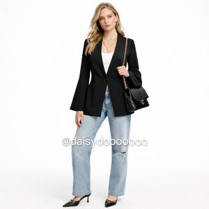 Who What Wear Medium Black Blazer NWOT Bell Sleeve Tailored Jacket